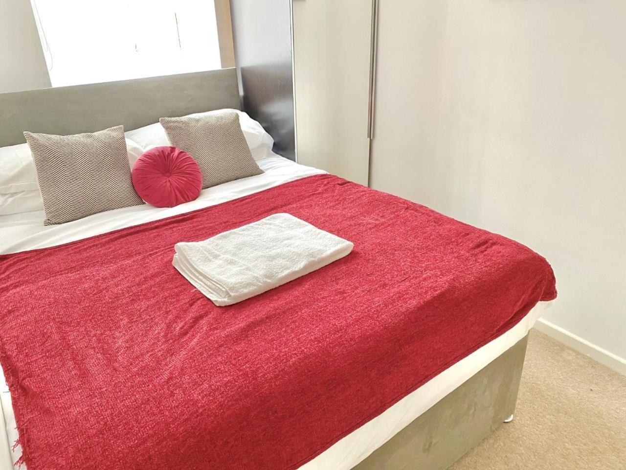 Walsall Group Accommodation エクステリア 写真